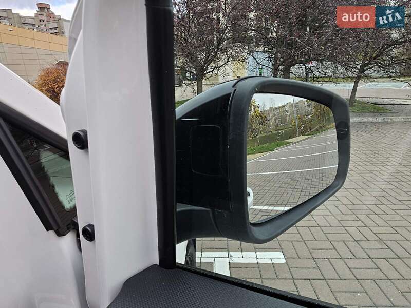 Мінівен Volkswagen Caddy 2021 в Києві фото 24 Мінівен Volkswagen Caddy 2021 в Києві