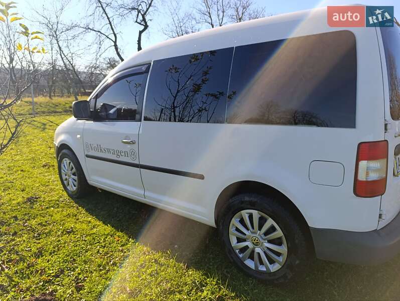 Минивэн Volkswagen Caddy 2006 в Косове фото 3 Минивэн Volkswagen Caddy 2006 в Косове