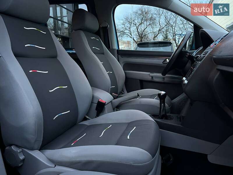 Минивэн Volkswagen Caddy 2008 в Ивано-Франковске фото 17 Минивэн Volkswagen Caddy 2008 в Ивано-Франковске