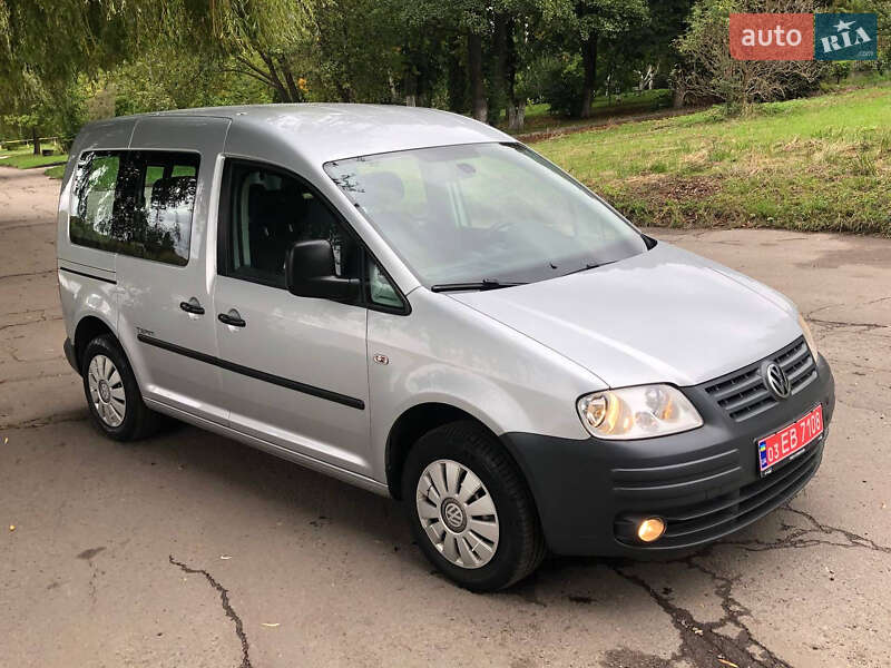Мінівен Volkswagen Caddy 2010 в Рівному