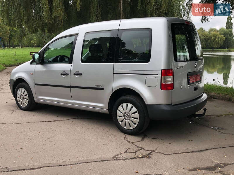 Мінівен Volkswagen Caddy 2010 в Рівному