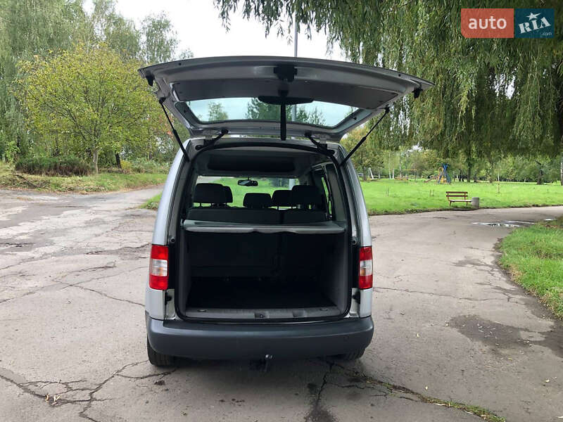 Мінівен Volkswagen Caddy 2010 в Рівному