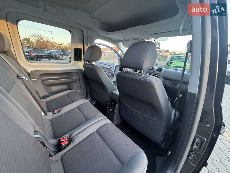 Минивэн Volkswagen Caddy 2011 в Коломые