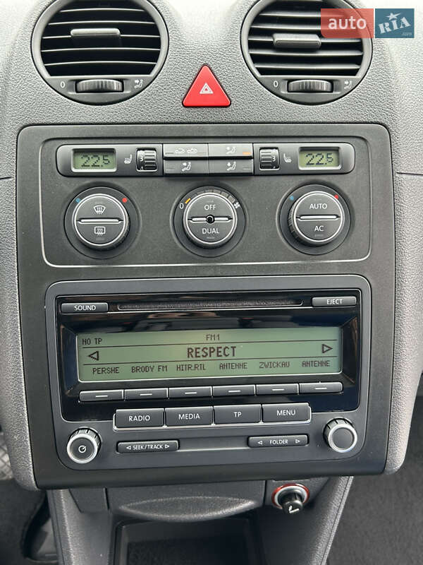 Мінівен Volkswagen Caddy 2009 в Радивиліві