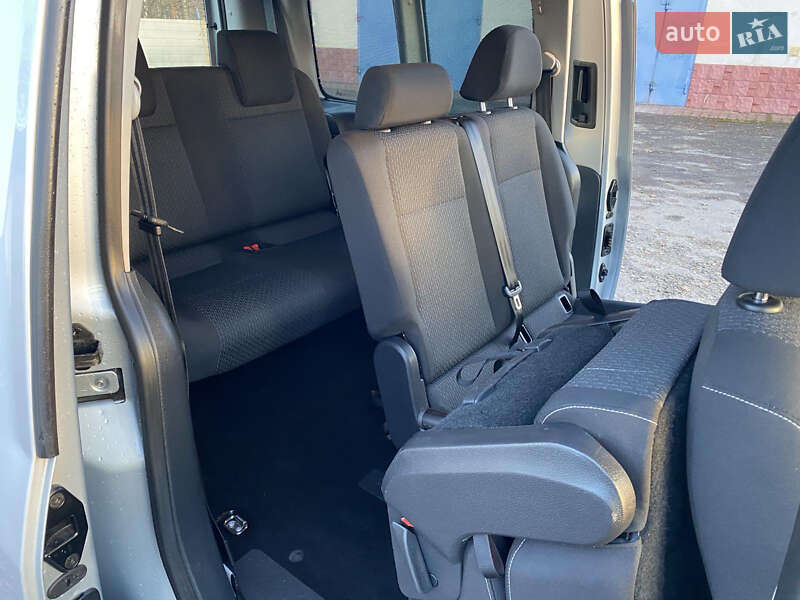 Мінівен Volkswagen Caddy 2015 в Калуші