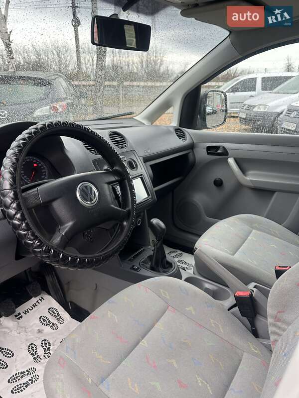 Мінівен Volkswagen Caddy 2005 в Смілі