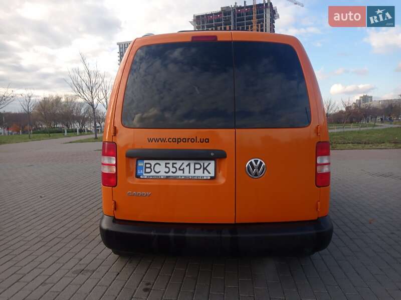 Грузовой фургон Volkswagen Caddy 2011 в Львове