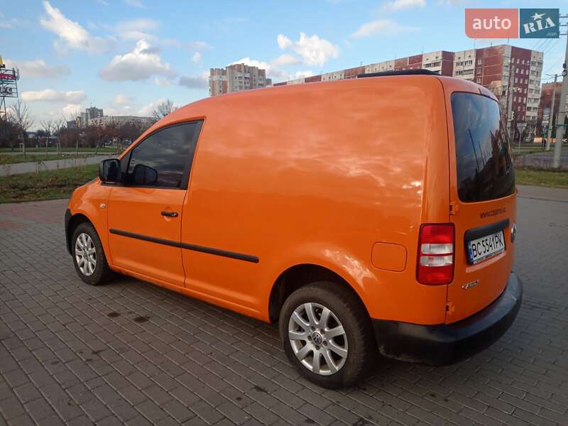 Грузовой фургон Volkswagen Caddy 2011 в Львове