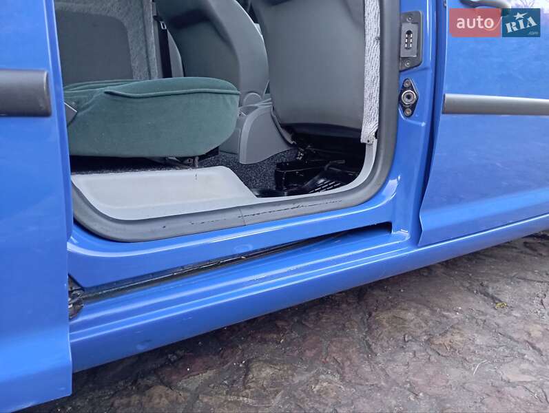 Мінівен Volkswagen Caddy 2005 в Тернополі фото 50 Мінівен Volkswagen Caddy 2005 в Тернополі