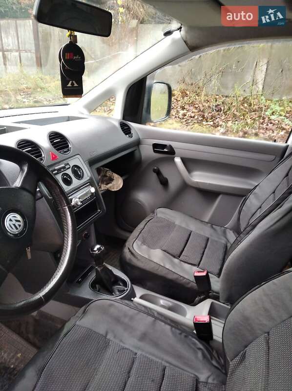 Вантажний фургон Volkswagen Caddy 2006 в Ямпілю фото 9 Вантажний фургон Volkswagen Caddy 2006 в Ямпілю