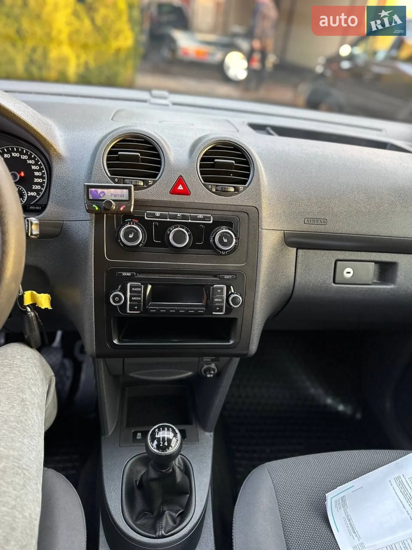 2011 Volkswagen Caddy - мініатюра 13