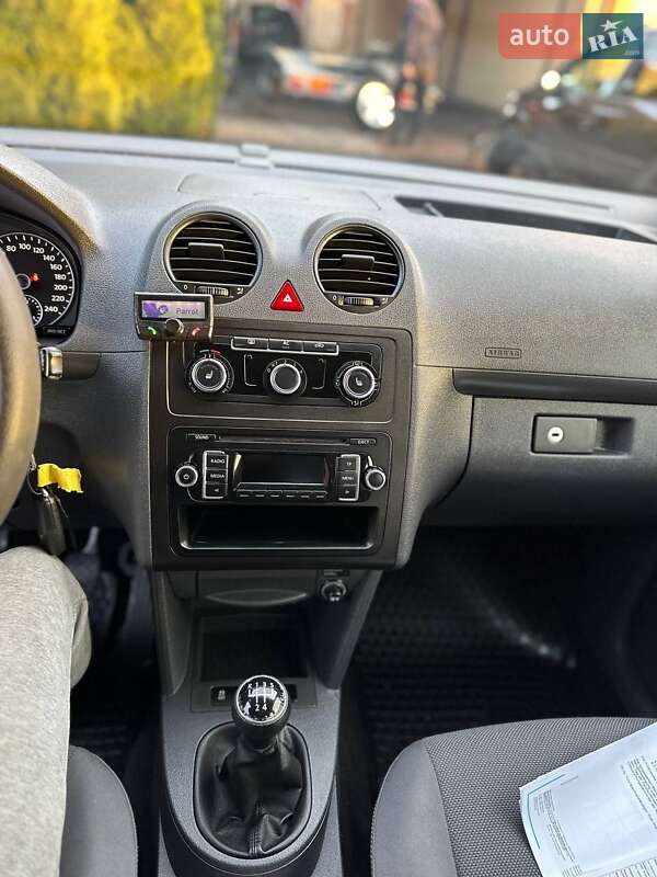 Минивэн Volkswagen Caddy 2011 в Луцке фото 13 Минивэн Volkswagen Caddy 2011 в Луцке