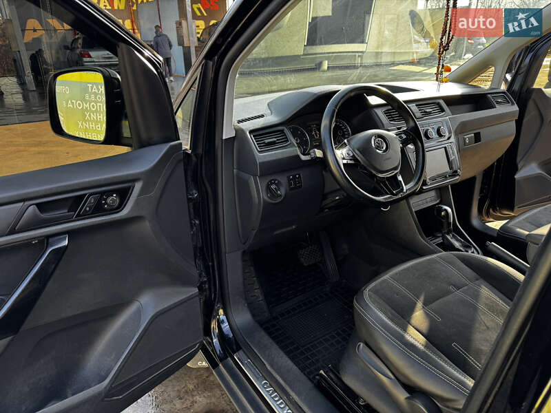Минивэн Volkswagen Caddy 2016 в Ромнах фото 7 Минивэн Volkswagen Caddy 2016 в Ромнах