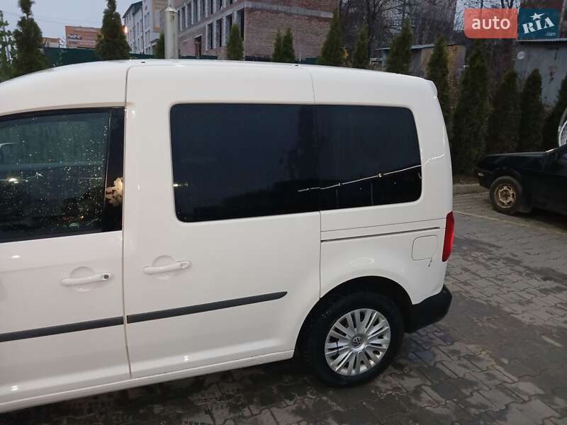 Минивэн Volkswagen Caddy 2017 в Тернополе