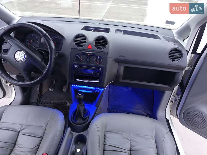 Минивэн Volkswagen Caddy 2005 в Звягеле
