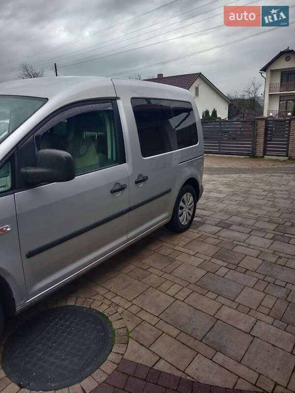 Мінівен Volkswagen Caddy 2010 в Львові фото 3 Мінівен Volkswagen Caddy 2010 в Львові