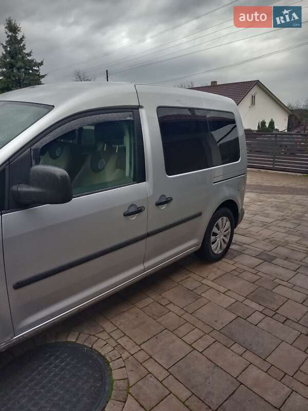 Мінівен Volkswagen Caddy 2010 в Львові фото 8 Мінівен Volkswagen Caddy 2010 в Львові