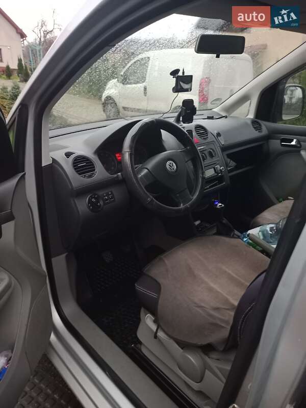 Мінівен Volkswagen Caddy 2010 в Львові фото 32 Мінівен Volkswagen Caddy 2010 в Львові
