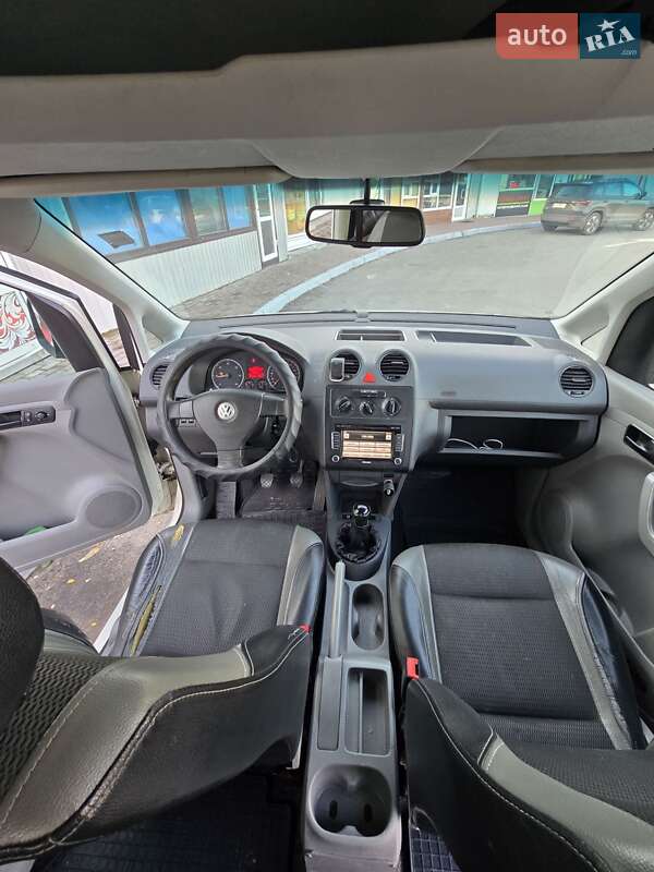 Минивэн Volkswagen Caddy 2008 в Киеве фото 12 Минивэн Volkswagen Caddy 2008 в Киеве