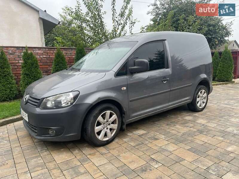 Вантажний фургон Volkswagen Caddy 2012 в Львові