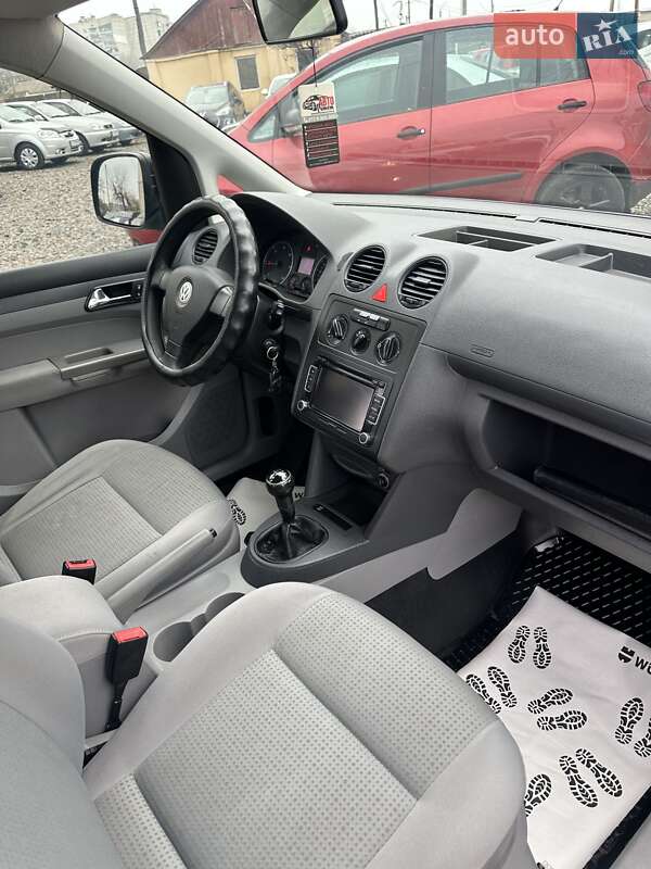 Минивэн Volkswagen Caddy 2007 в Смеле