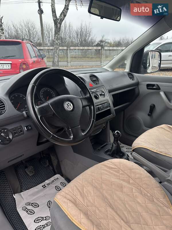 Минивэн Volkswagen Caddy 2006 в Смеле