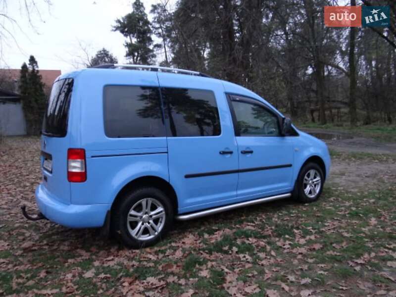 Мінівен Volkswagen Caddy 2008 в Черкасах