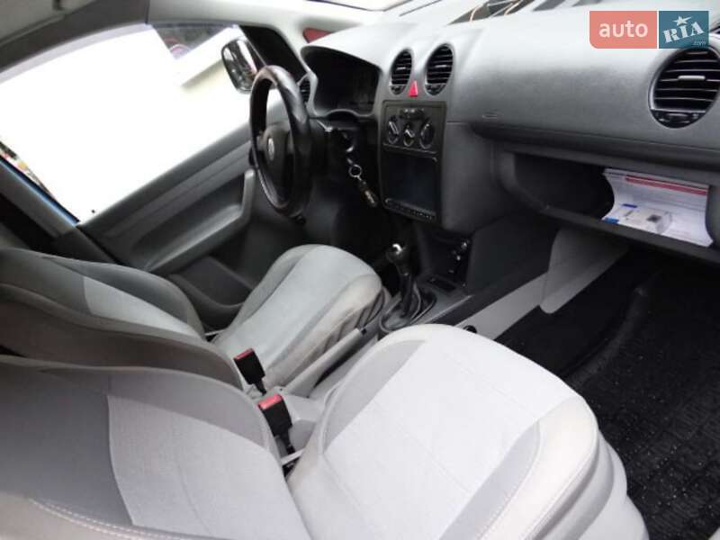 Мінівен Volkswagen Caddy 2008 в Черкасах