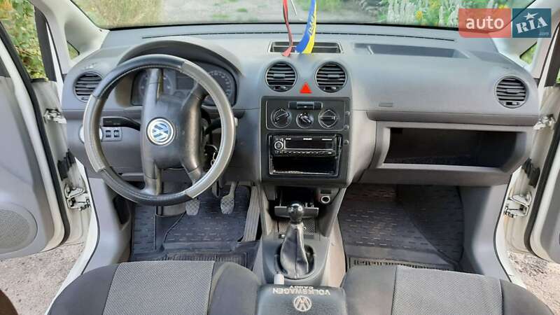 Минивэн Volkswagen Caddy 2004 в Кропивницком