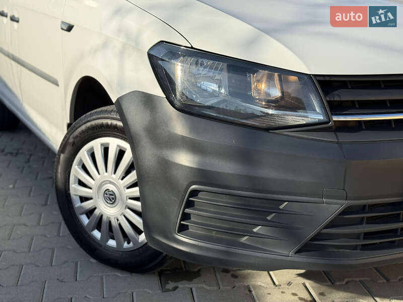 Минивэн Volkswagen Caddy 2017 в Ужгороде