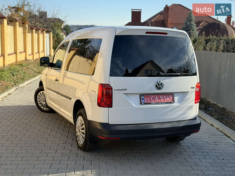 Минивэн Volkswagen Caddy 2017 в Ужгороде