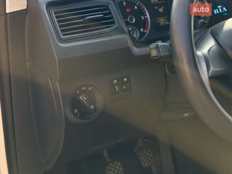 Минивэн Volkswagen Caddy 2017 в Ужгороде