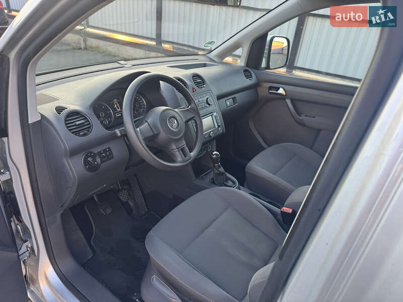 Минивэн Volkswagen Caddy 2014 в Луцке