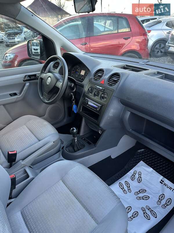 Мінівен Volkswagen Caddy 2008 в Смілі