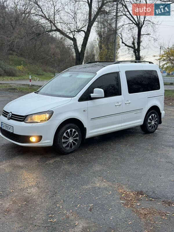 Мінівен Volkswagen Caddy 2014 в Черкасах