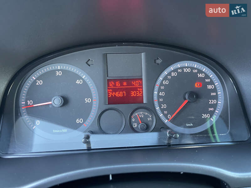 Минивэн Volkswagen Caddy 2008 в Киеве