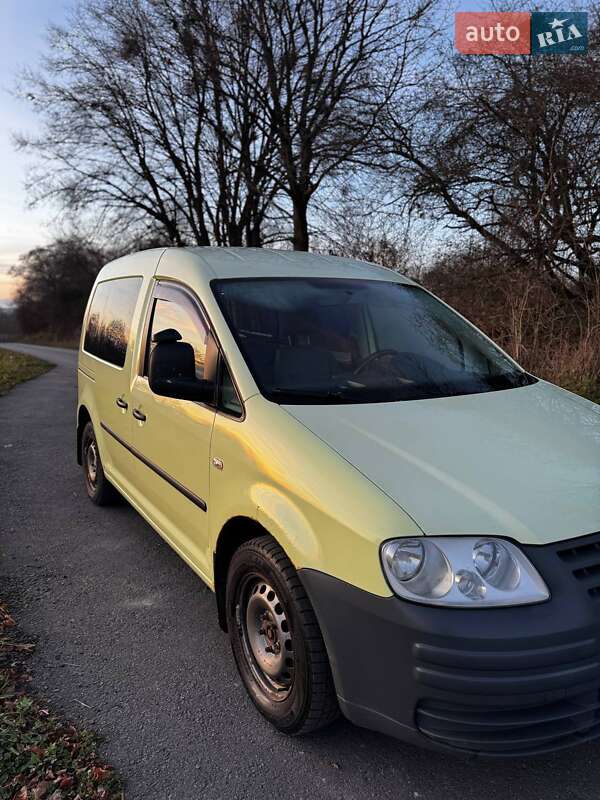 Минивэн Volkswagen Caddy 2008 в Львове