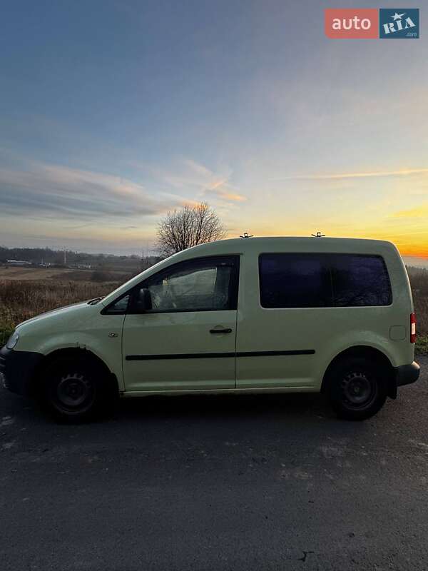 Минивэн Volkswagen Caddy 2008 в Львове