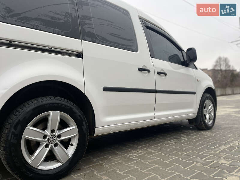 Минивэн Volkswagen Caddy 2014 в Тернополе