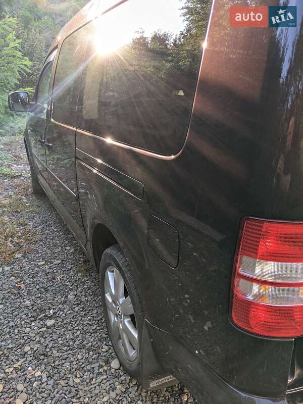 Минивэн Volkswagen Caddy 2013 в Хусте