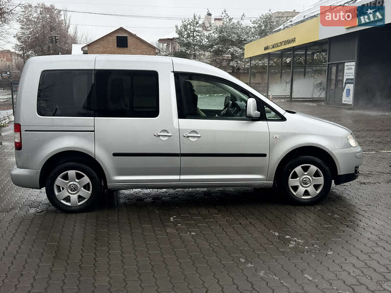 Минивэн Volkswagen Caddy 2009 в Луцке