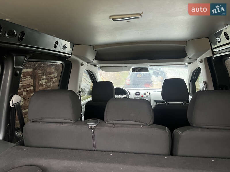 Минивэн Volkswagen Caddy 2011 в Бердичеве фото 34 Минивэн Volkswagen Caddy 2011 в Бердичеве