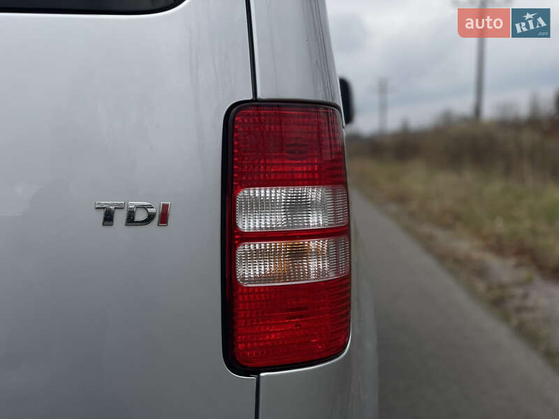 Мінівен Volkswagen Caddy 2013 в Львові