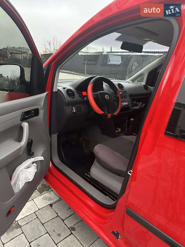 Минивэн Volkswagen Caddy 2006 в Ивано-Франковске