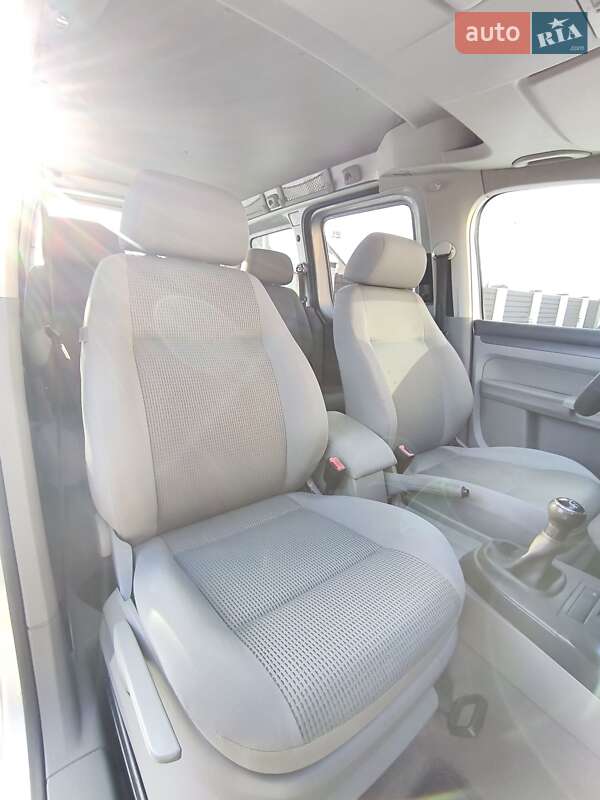 Мінівен Volkswagen Caddy 2006 в Рудки