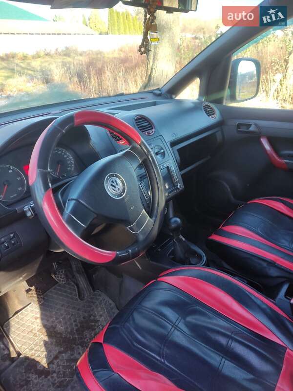 Минивэн Volkswagen Caddy 2007 в Кременце