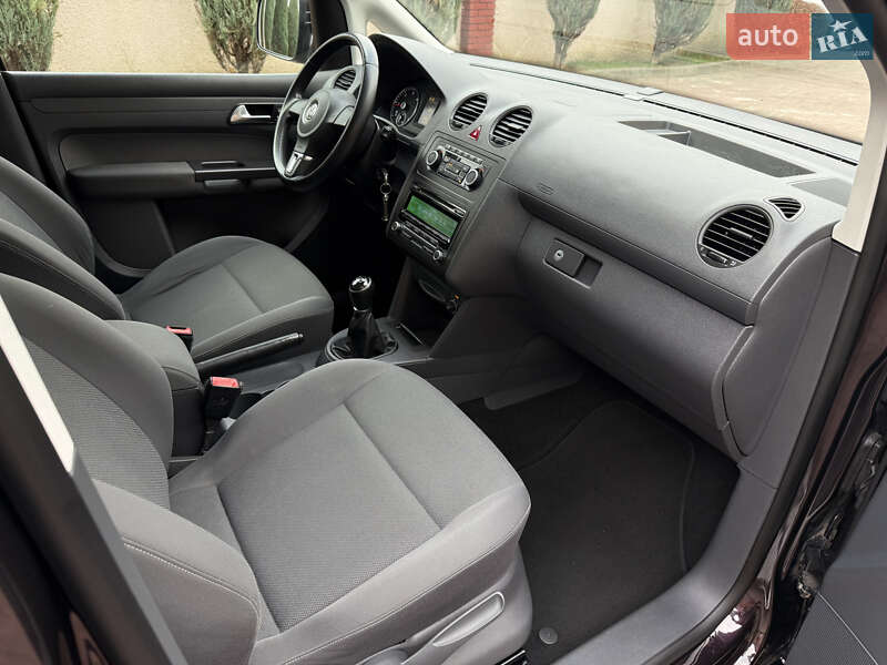 Минивэн Volkswagen Caddy 2013 в Стрые фото 78 Минивэн Volkswagen Caddy 2013 в Стрые