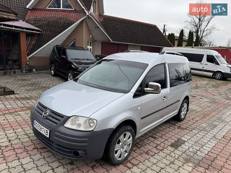 Мінівен Volkswagen Caddy 2006 в Тячеві