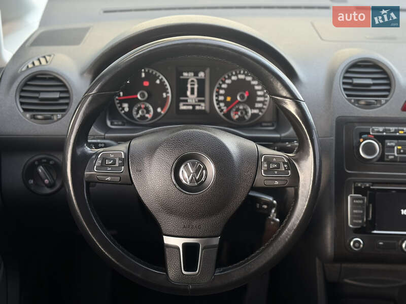 Мінівен Volkswagen Caddy 2013 в Сарнах