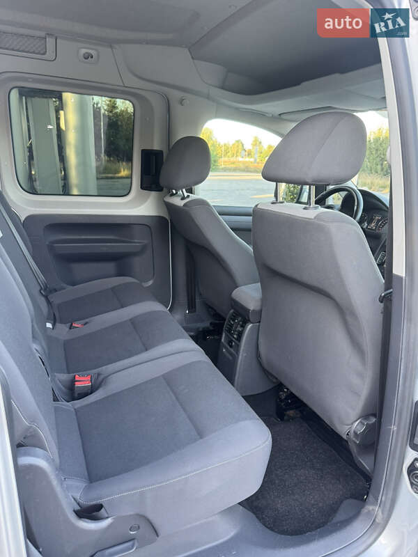 Мінівен Volkswagen Caddy 2014 в Львові